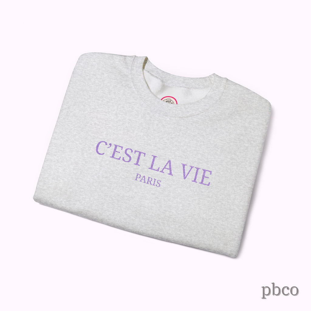C'est La Vie Paris Crewneck Sweatshirt — Casual French Phrase Pullover