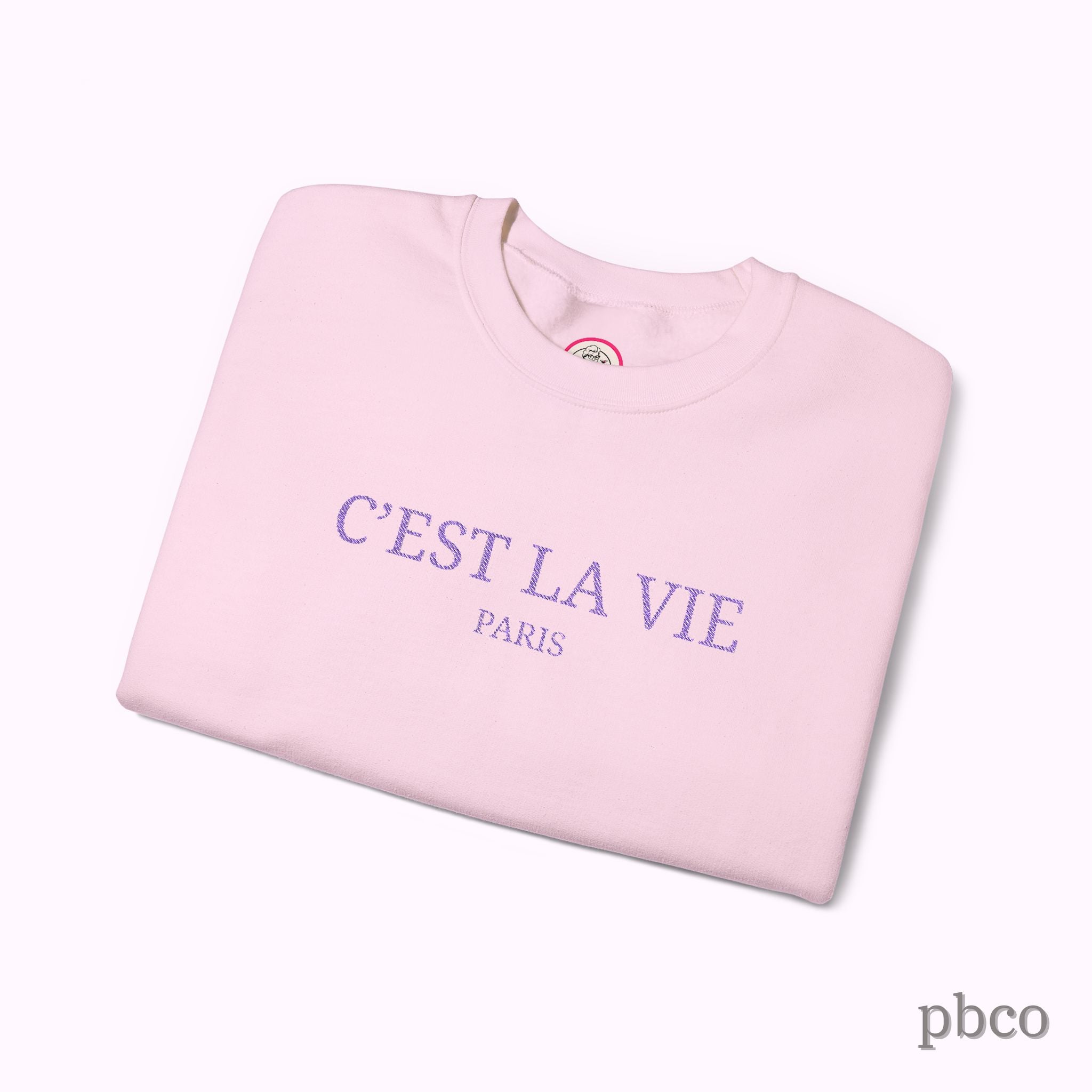 C'est La Vie Paris Crewneck Sweatshirt — Casual French Phrase Pullover