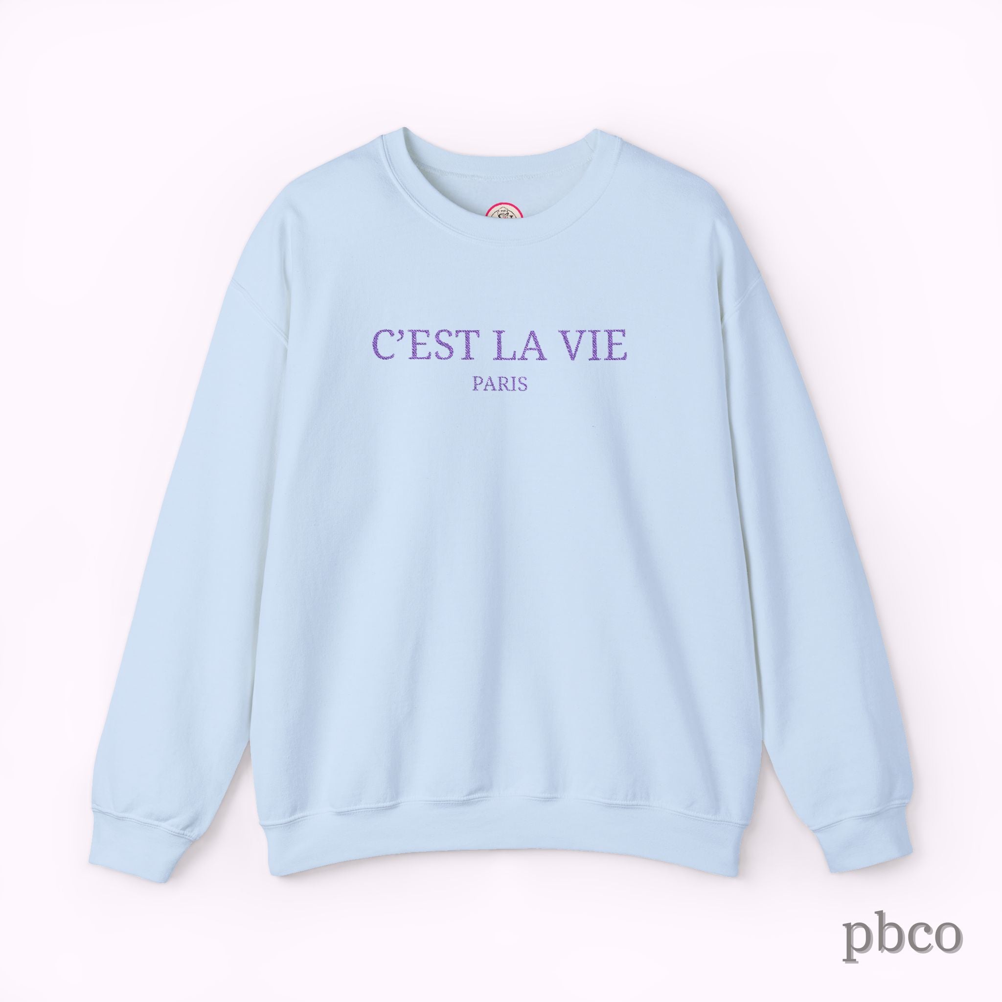 C'est La Vie Paris Crewneck Sweatshirt — Casual French Phrase Pullover
