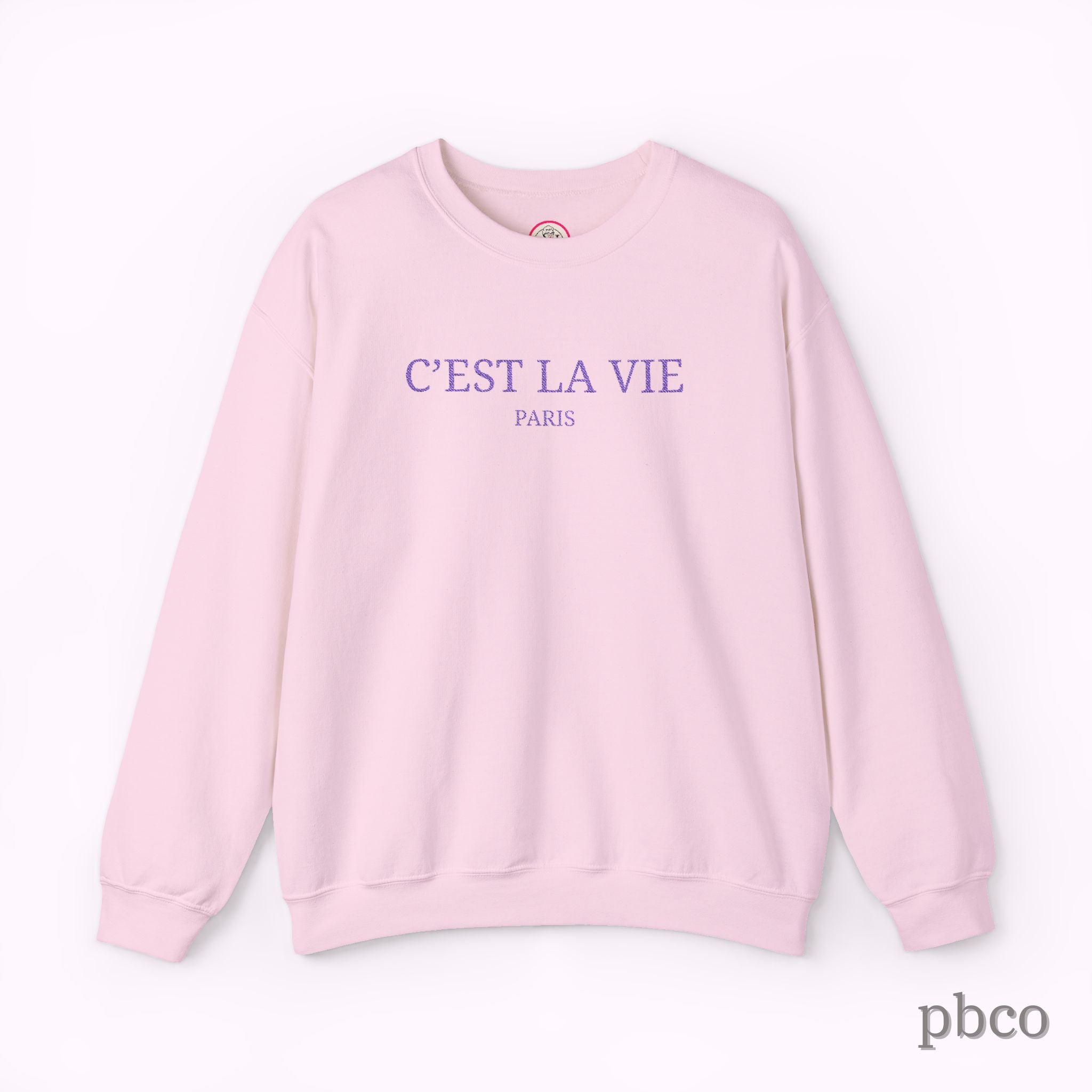 C'est La Vie Paris Crewneck Sweatshirt — Casual French Phrase Pullover