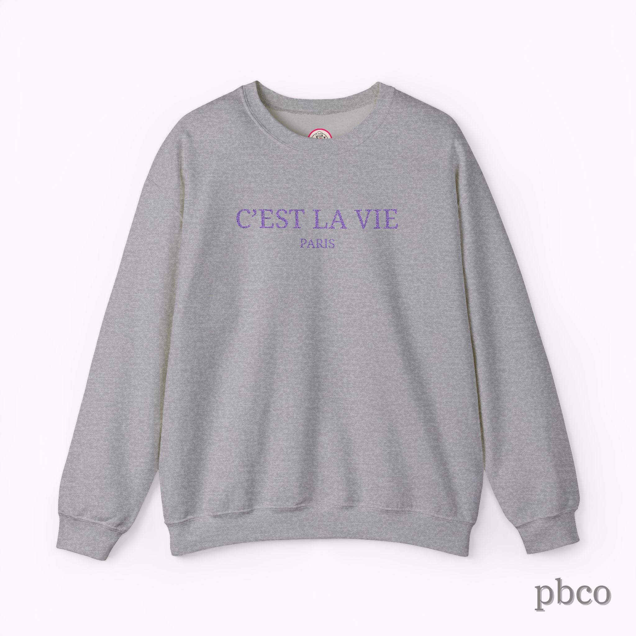 C'est La Vie Paris Crewneck Sweatshirt — Casual French Phrase Pullover