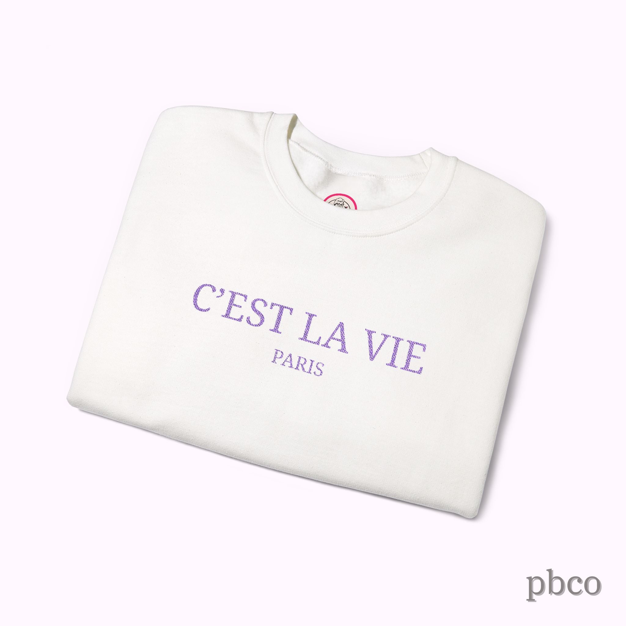 C'est La Vie Paris Crewneck Sweatshirt — Casual French Phrase Pullover